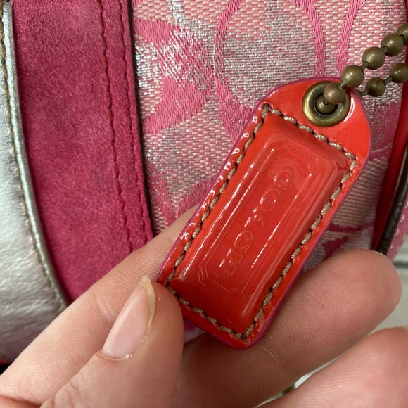 Sassy Coach Mini Purse 💕 - Picture 4 of 4